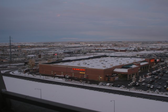 snowindenver13.jpg